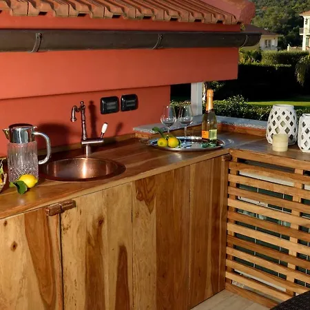 Giovanna Con Terrazza Panoramica, Jacuzzi E Sauna Holiday home Loano