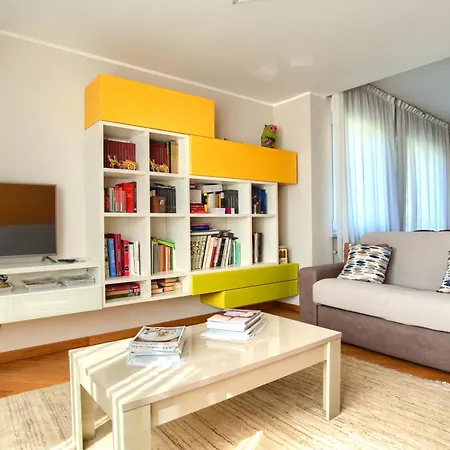 別荘 Giovanna Con Terrazza Panoramica, Jacuzzi E Sauna