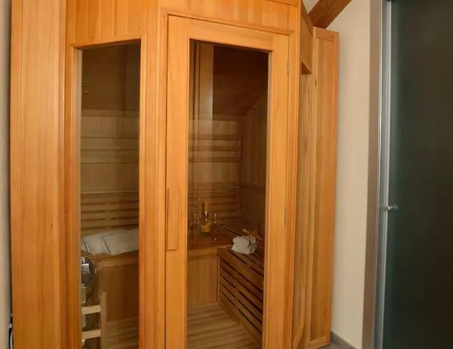 Nyaraló Giovanna Con Terrazza Panoramica, Jacuzzi E Sauna Loano